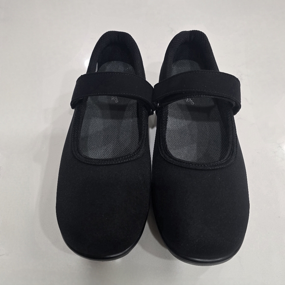 NWOT Orthofeet Springfield Adjustable Mary Jane Shoes Womens Size 12 - Picture 5 of 13
